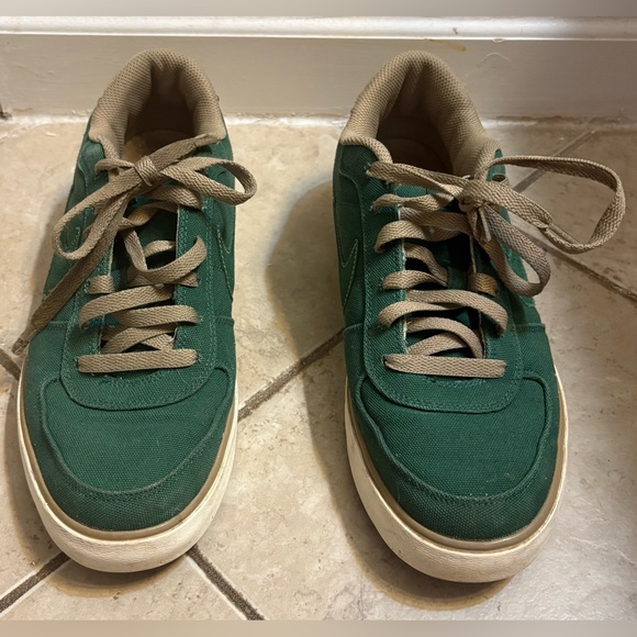 Nike Vintage Dunk SB Low 6.0 Green Tan 2011 Men’s Size 11 Canvas Rare Retro - Picture 1 of 7